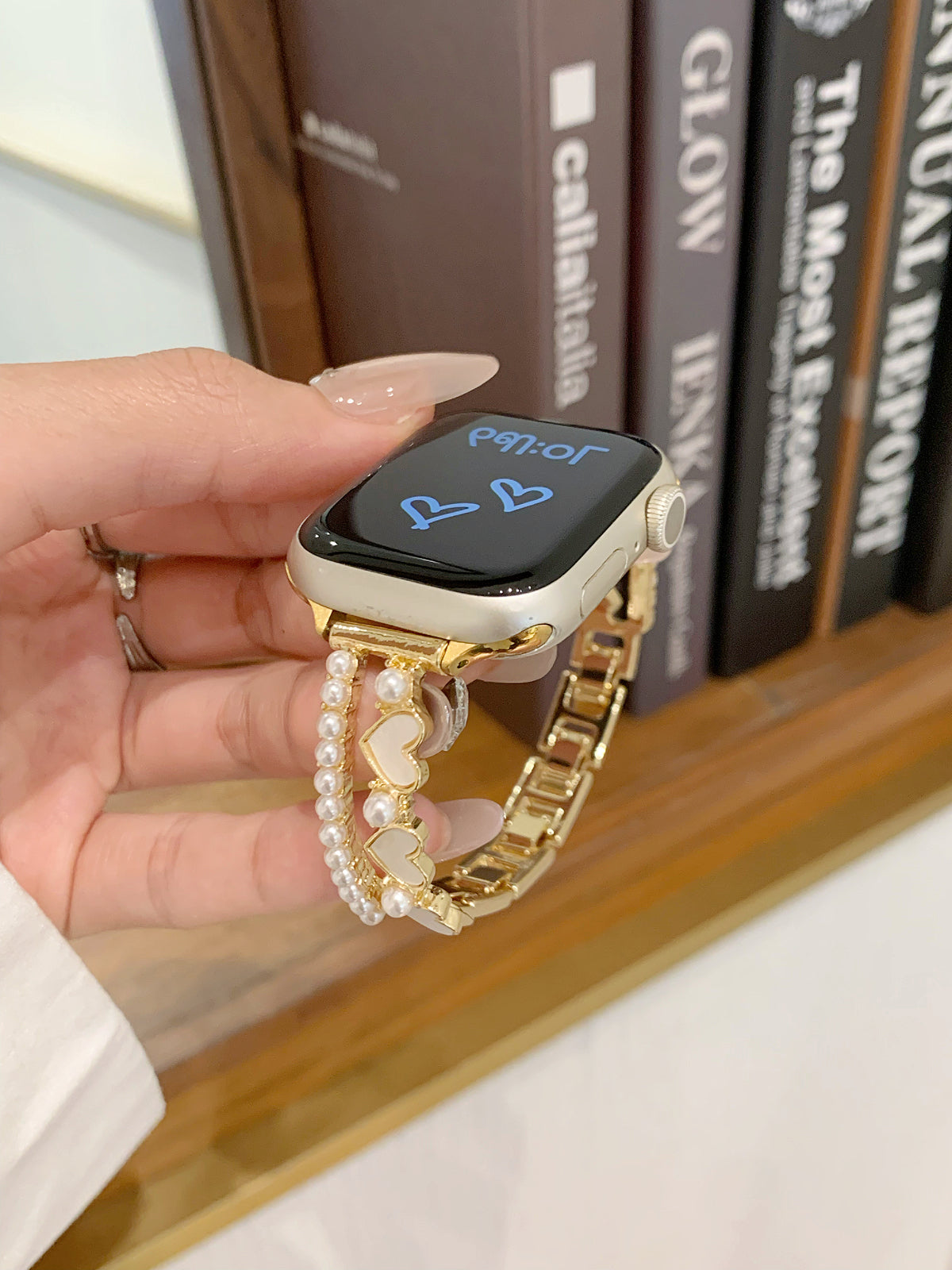 Heart Pearl Bracelet Band for Apple Watch — Faux Pearl Strands, Enamel Hearts, Fits 38–49mm